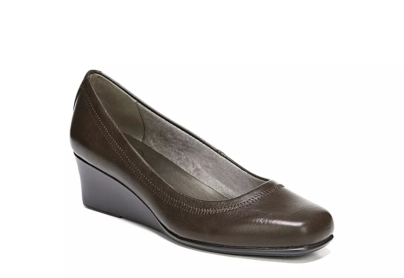 Lifestride Womens Groovy Pump - Dark Tan 3 Lifestride Womens Groovy Pump - Dark Tan