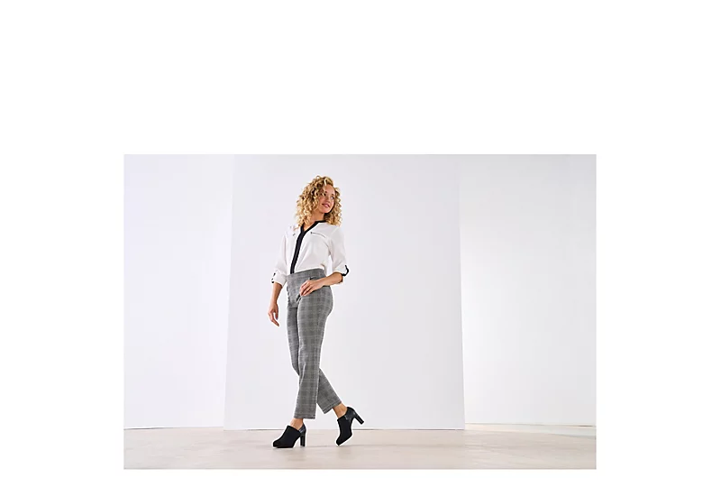 Xappeal Womens Ayla Bootie - Black 6 Xappeal Womens Ayla Bootie - Black - Image 4