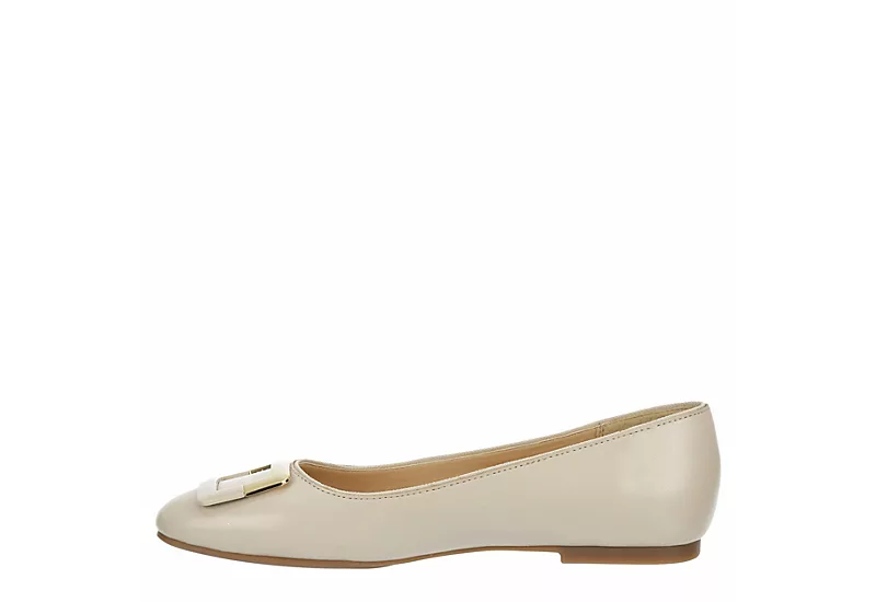 Adrienne Vittadini Womens Jacksi Flat - Ivory 6 Adrienne Vittadini Womens Jacksi Flat - Ivory - Image 4
