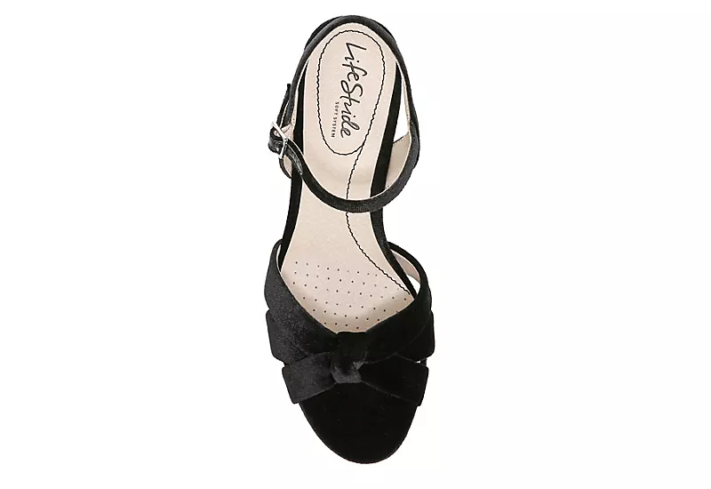 Lifestride Womens Lucky Platform Sandal - Black 8 Lifestride Womens Lucky Platform Sandal - Black - Image 6