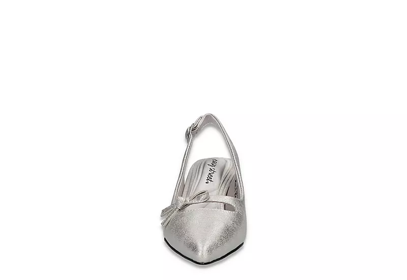 Easy Street Womens Emerin Slingback Pump - Silver 5 Easy Street Womens Emerin Slingback Pump - Silver - Image 3