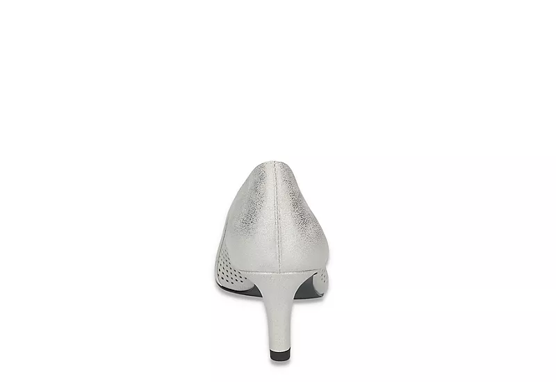 Easy Street Womens Ansen Pump - Silver 7 Easy Street Womens Ansen Pump - Silver - Image 5