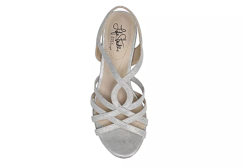 Lifestride Womens Yaya Wedge Sandal - Silver 8 Lifestride Womens Yaya Wedge Sandal - Silver - Image 6